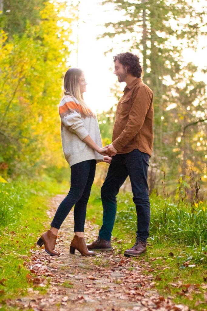 Engagement photo of couple.