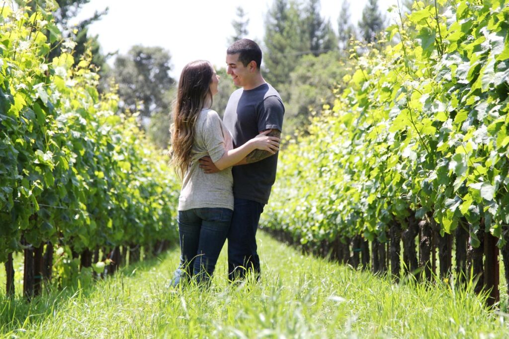 Engagement photo of couple.