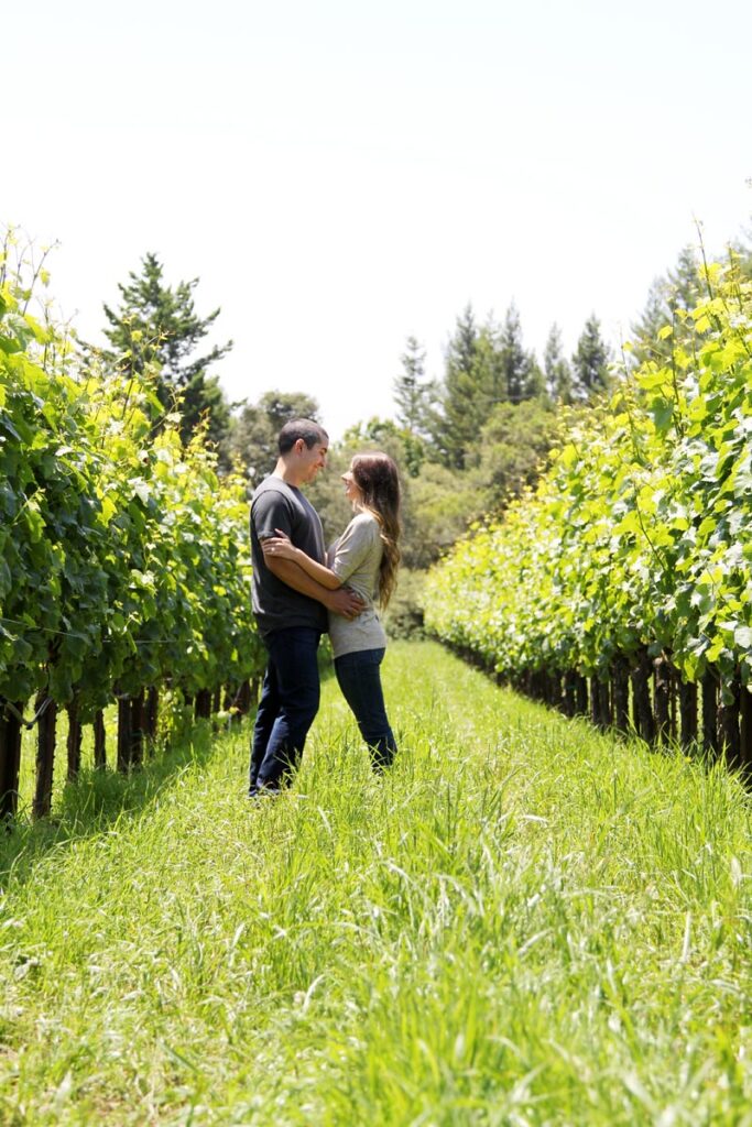 Engagement photo of couple.
