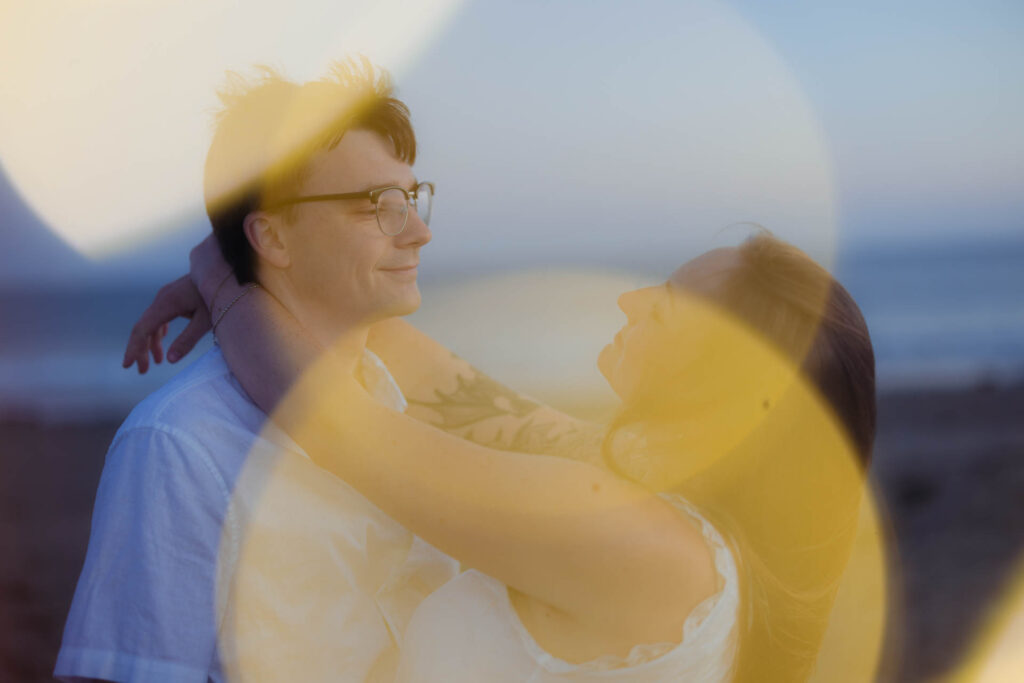 Engagement photo of couple.
