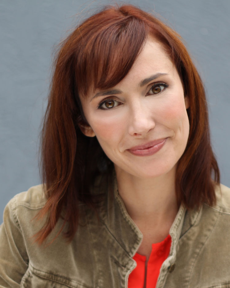 Portrait of woman.