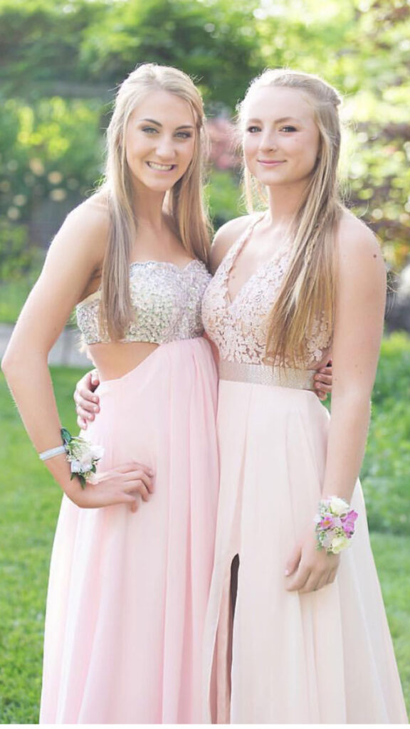 Prom photo of friends.
